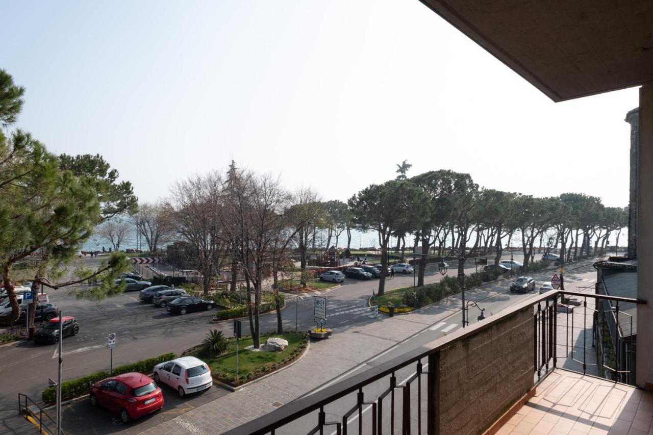 By The Lake Apartments - Centro Storico Desenzano del Garda Eksteriør bilde