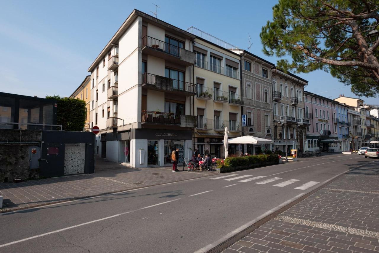 By The Lake Apartments - Centro Storico Desenzano del Garda Eksteriør bilde